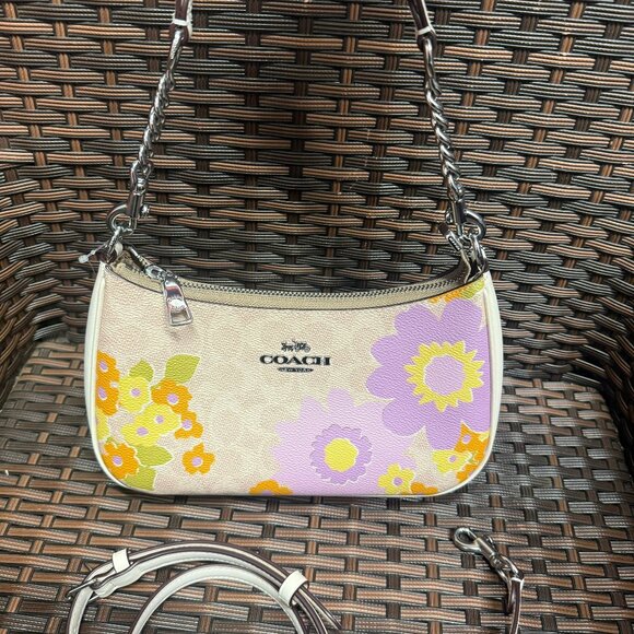 coach Teri Shoulder Bag In Signature Canvas With Floral Print cbg73 - Picture 1 of 9